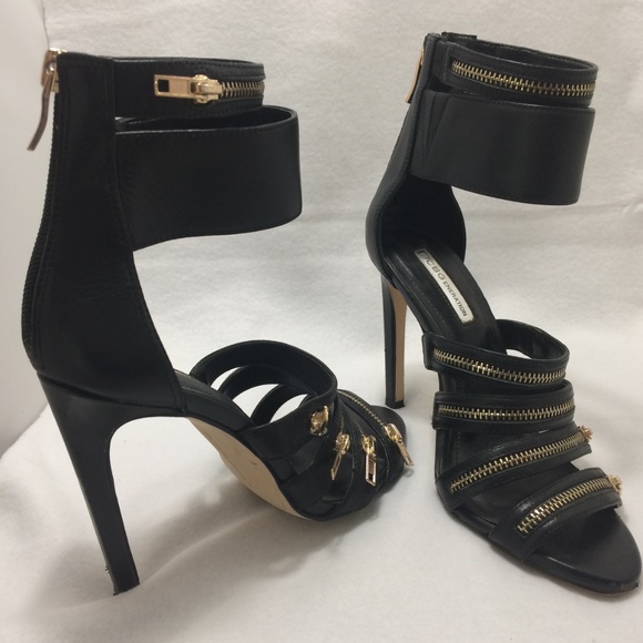 BCBGeneration Womens Casey Black Pumps High Heel with Zipper Design Size 6 - Picture 3 of 7